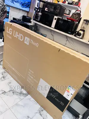 Immersive Entertainment 70”UHD Smart LG Uq810003 Series