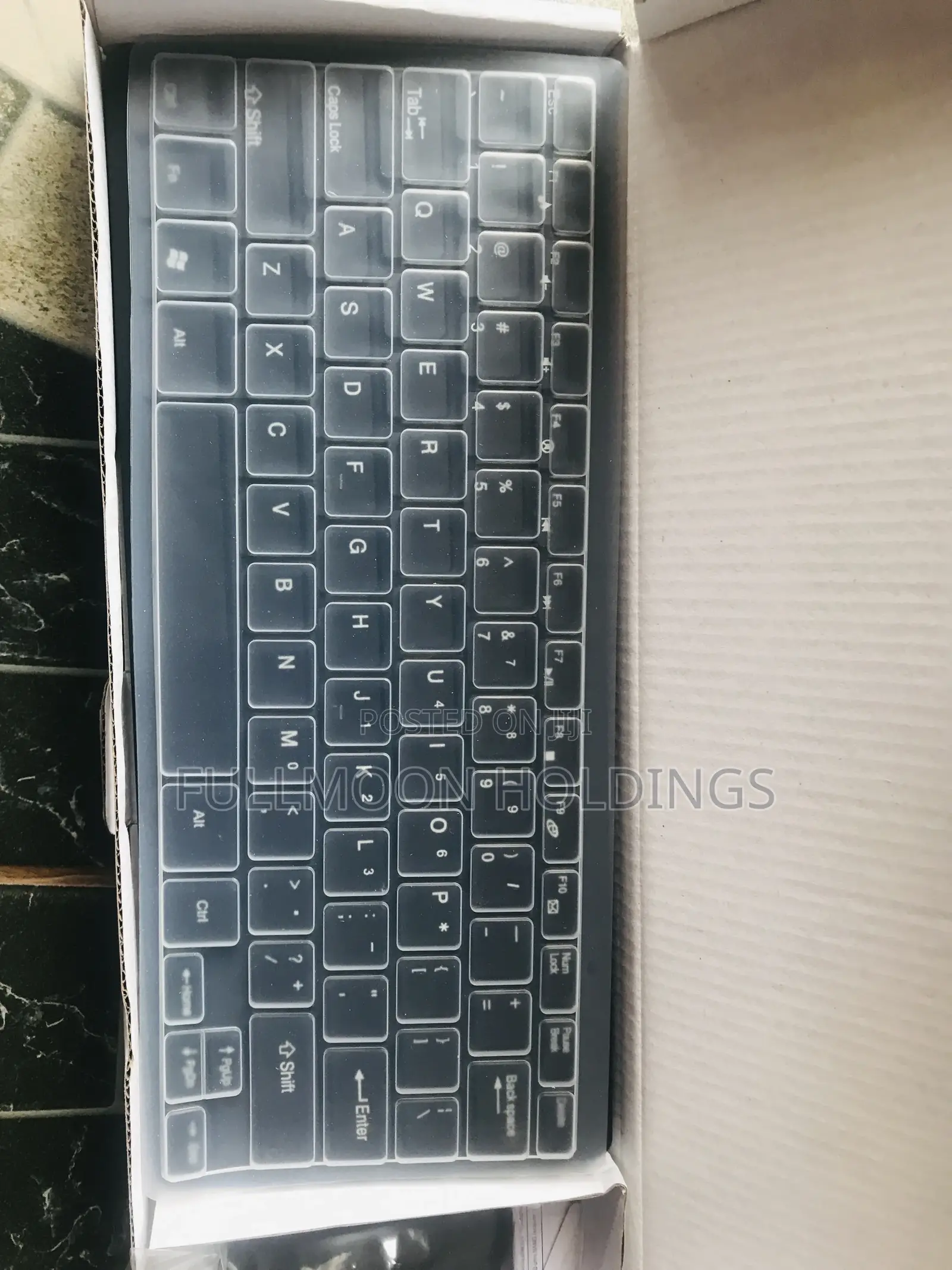 Mini Wireless Keyboard and Mouse With Dust Cover Black