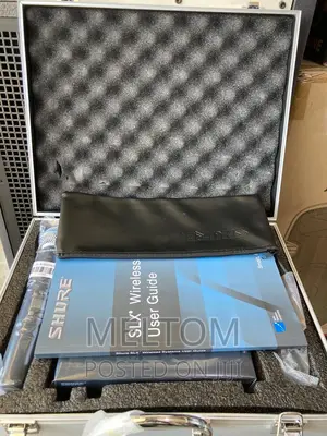 Shure Slx4 1in1 Briefcased Cordless Microphone