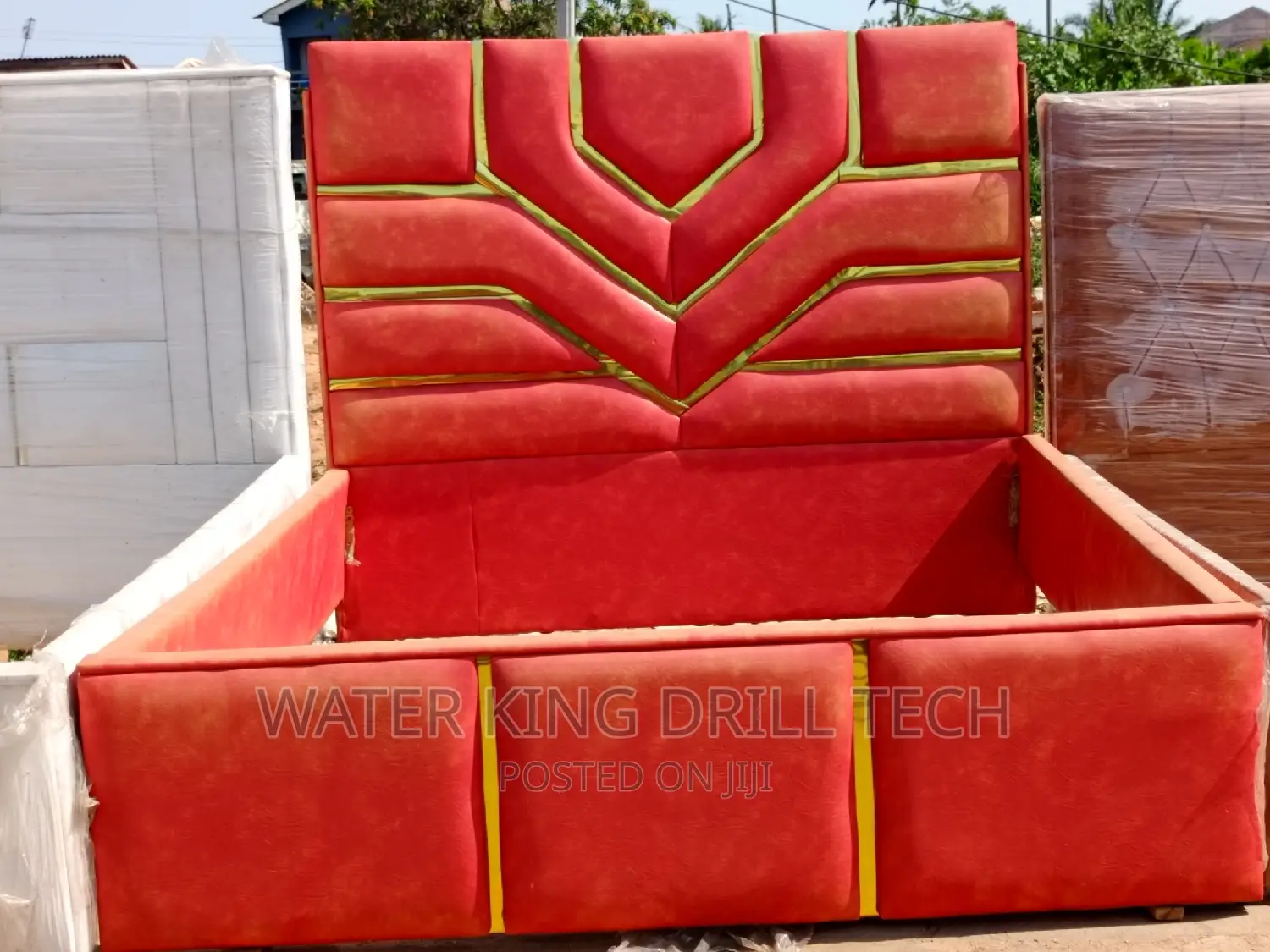 Queen Size Bed Frames With Side Drawers