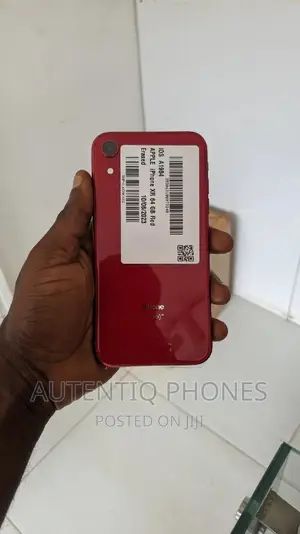 Apple iPhone XR 64 GB Red