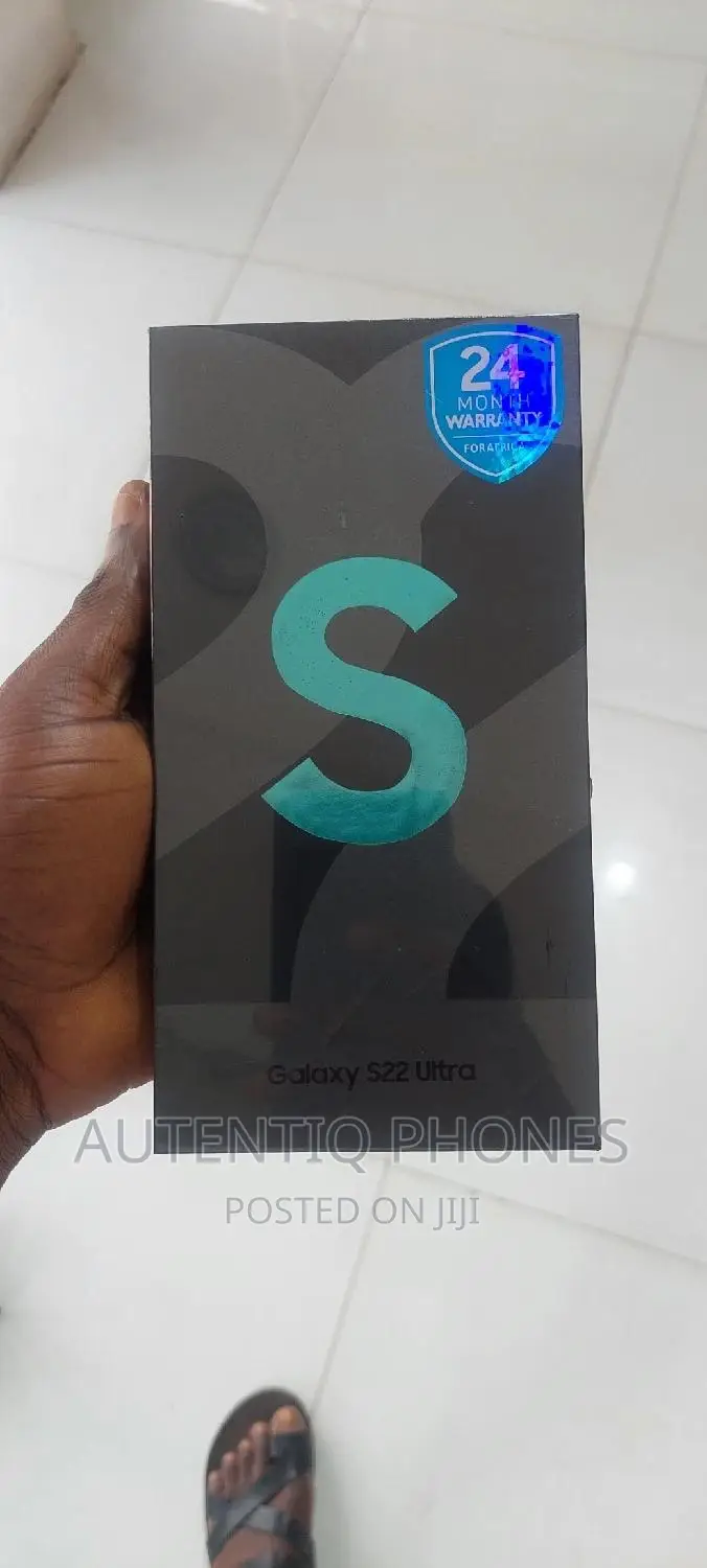 New Samsung Galaxy S22 Ultra 5G 128 GB Green