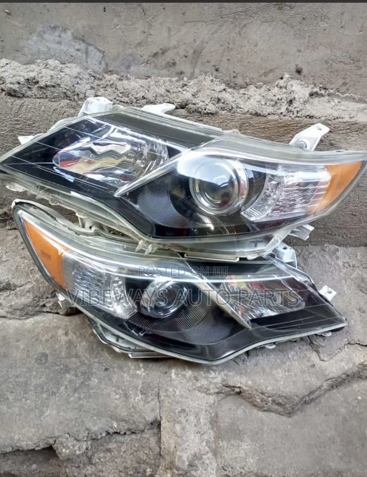Toyota Camry 2012 -2014 Headlight Pair