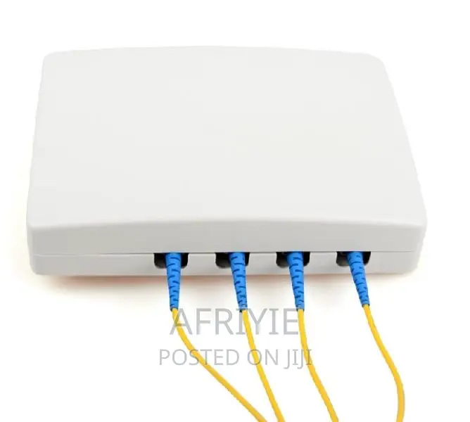 4 Cores FTTH Distribution Box