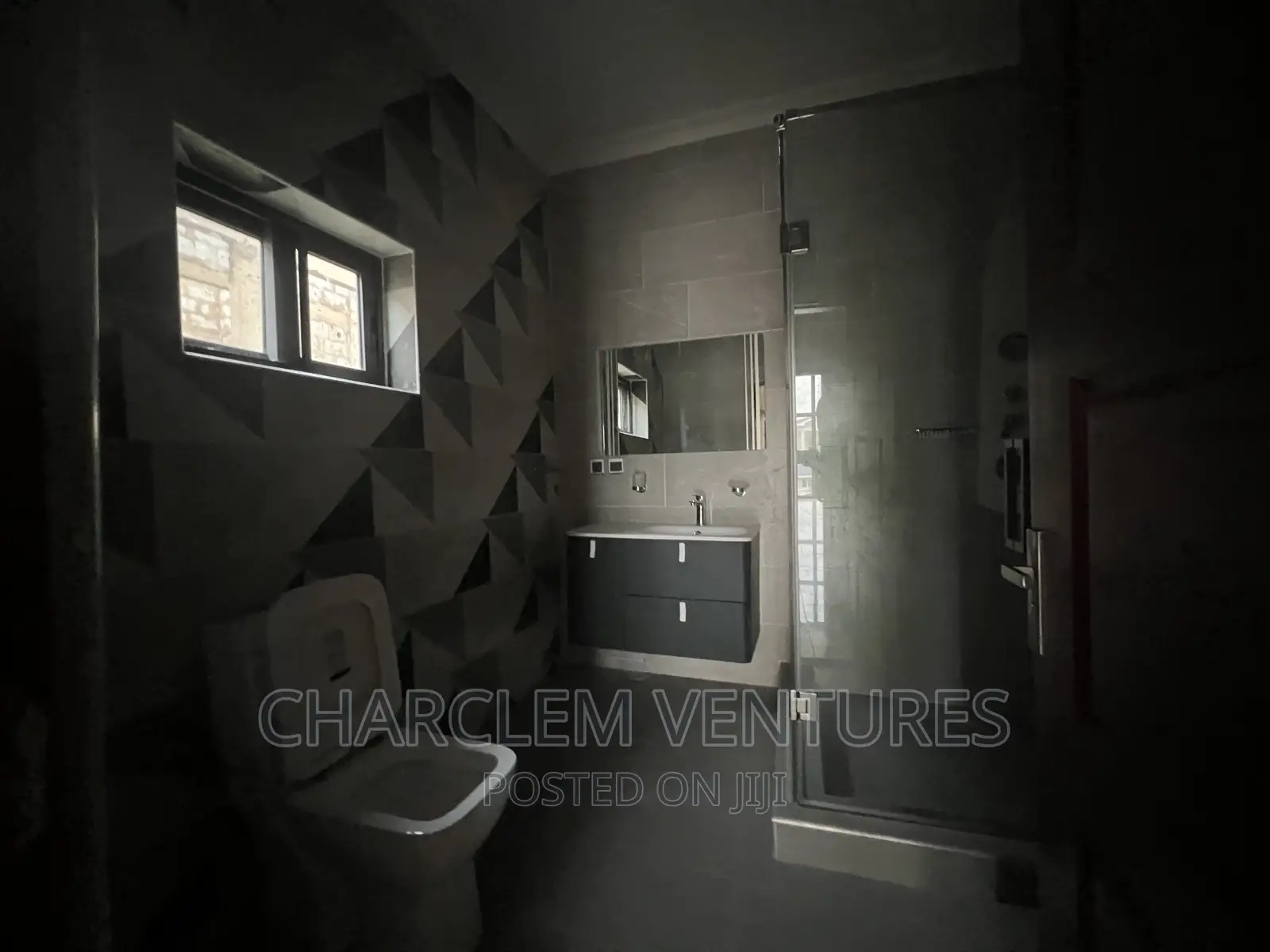 5bdrm House in Charclem Ventures, East Legon for sale