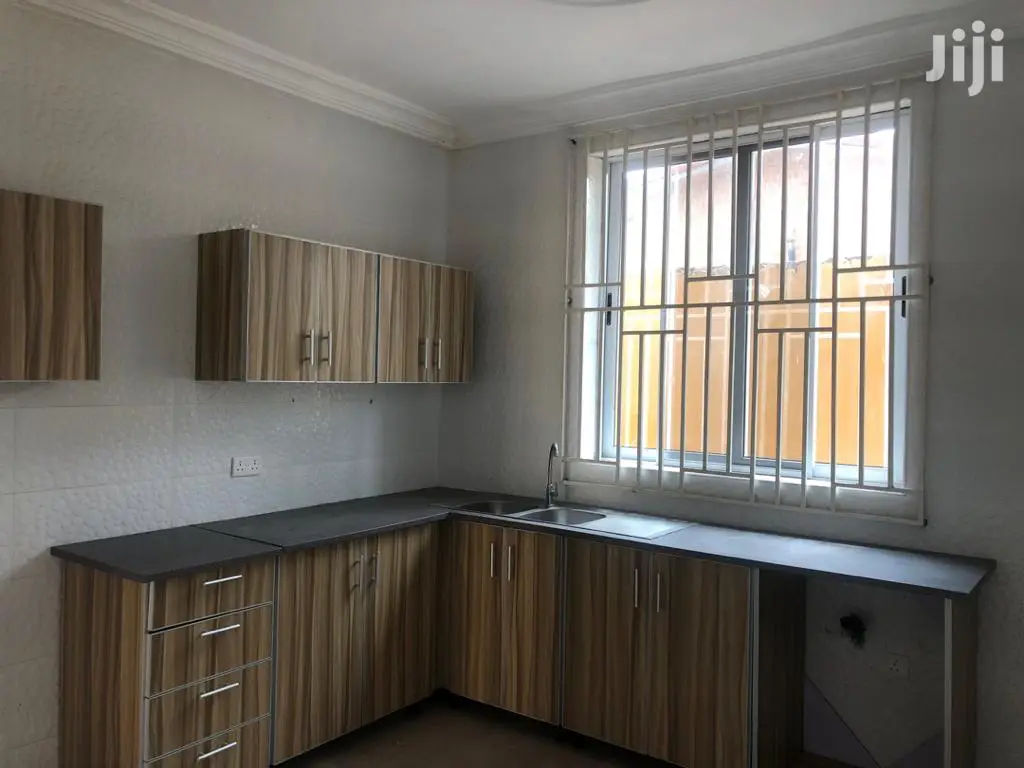 4bdrm House in Bronko Housing, Accra Metropolitan for rent