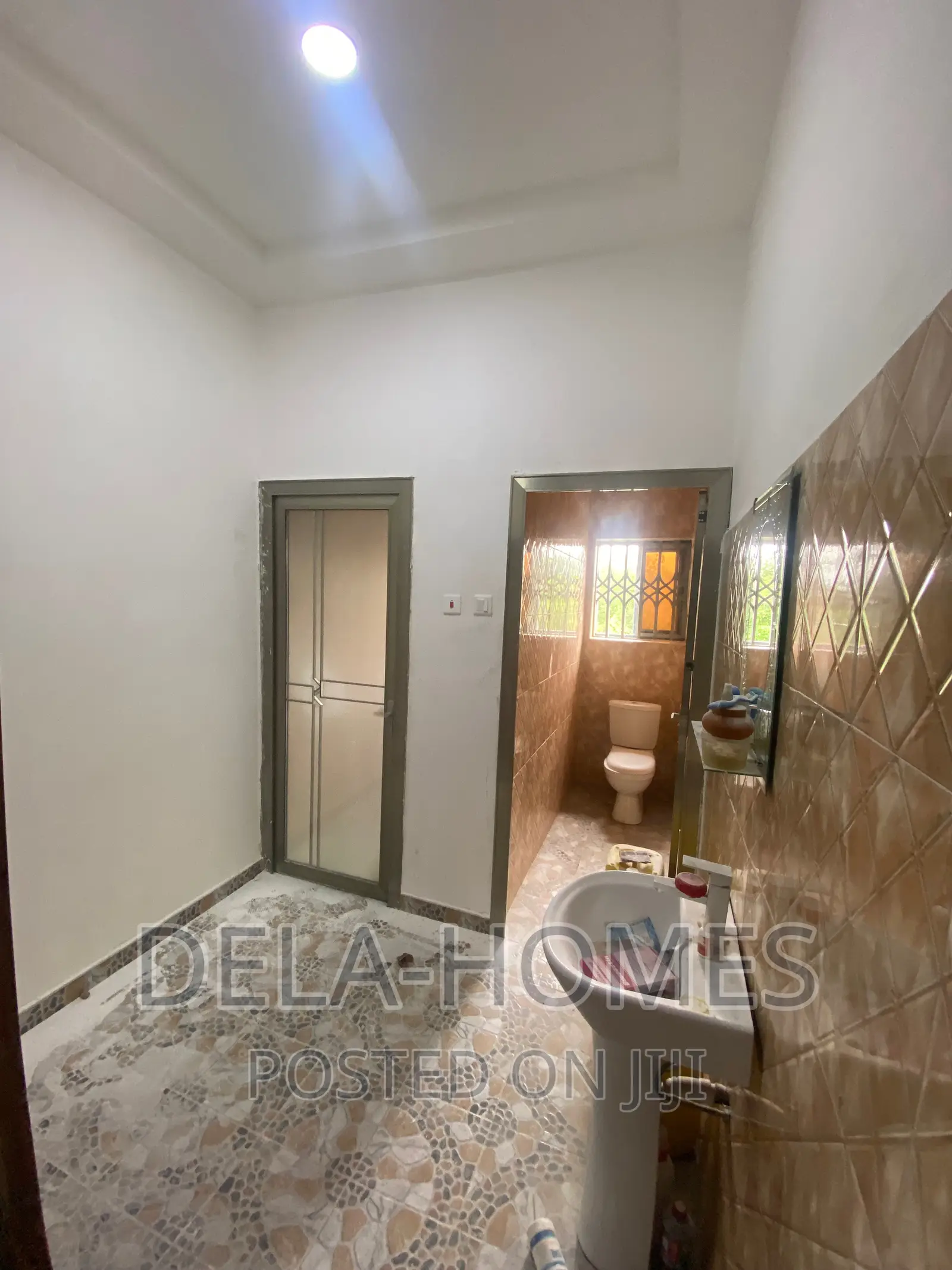 Newly Built Chamber N Hall Sc for Rent at Agbogba-Ashomang.