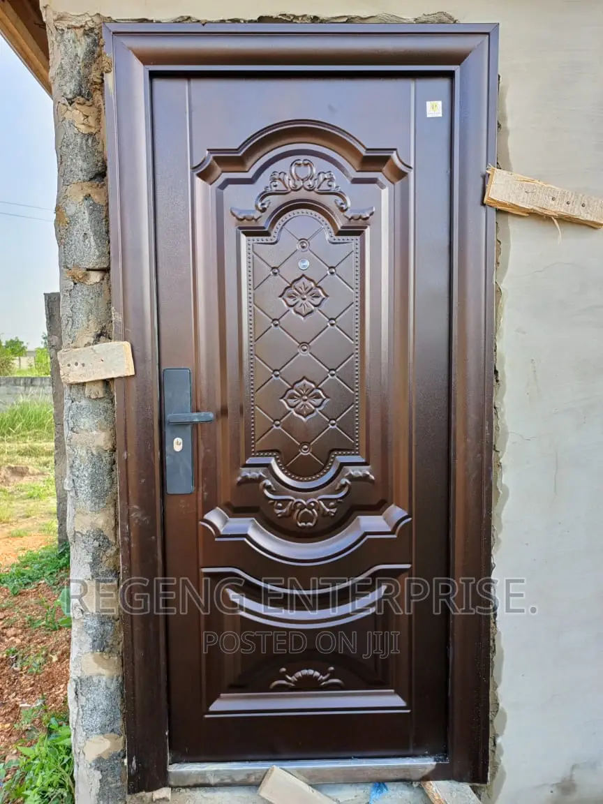 Mic Single Metal Door With Accessories