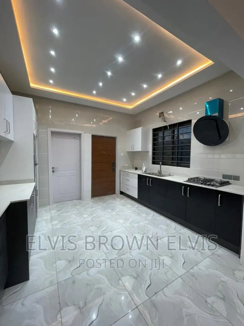 3bdrm House in Botwe Lakesid for sale