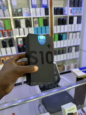 New Samsung Galaxy S10 Plus 128 GB Black