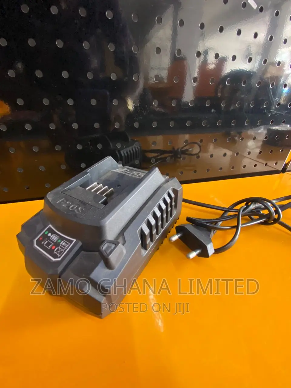 Charger 20v 2a - Fcli2001