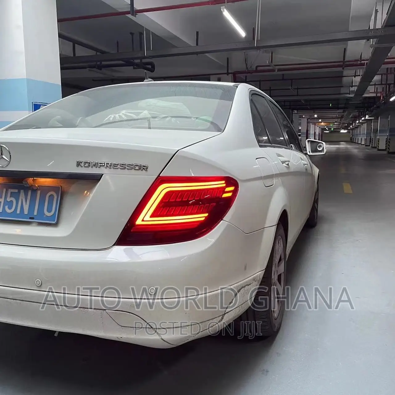 C250 C300 Mercedes Benz W204 2008-2014 LED Tail Lamp