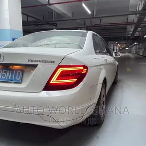 C250 C300 Mercedes Benz W204 2008-2014 LED Tail Lamp