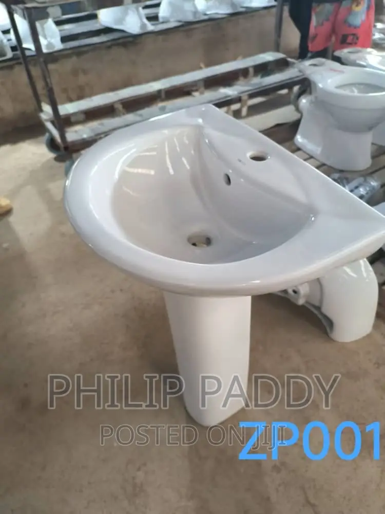 Sink With Stand
