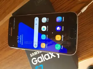 New Samsung Galaxy S7 32 GB Black