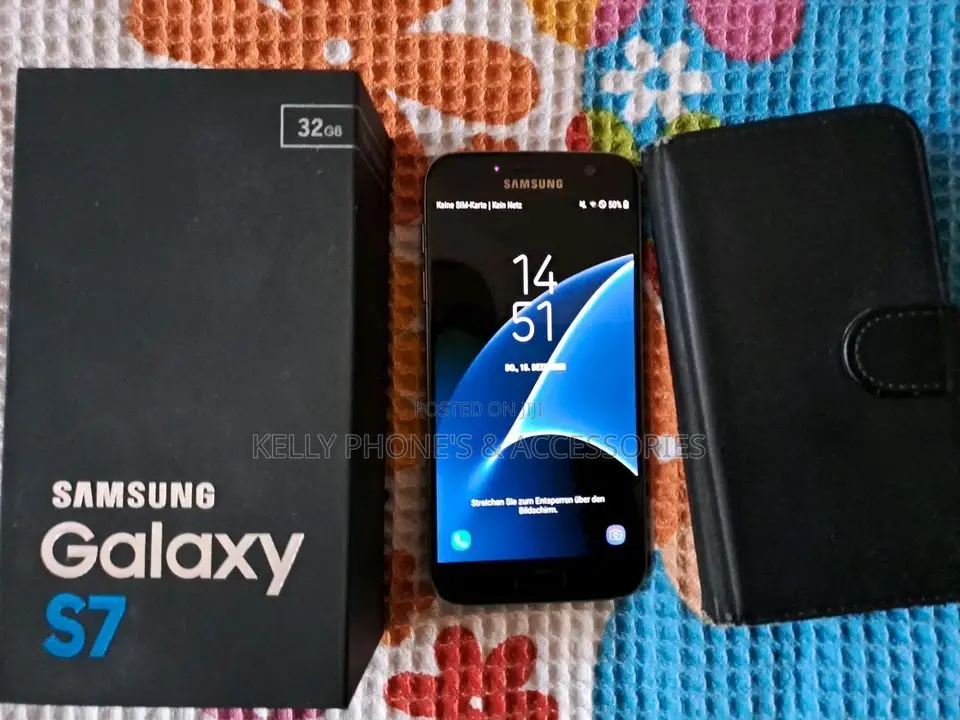 New Samsung Galaxy S7 32 GB Black