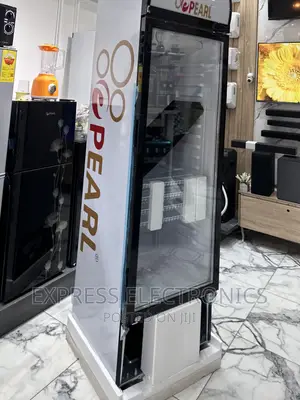 The Cleanest Deal on Pearl Display Fridge PVC 424-2b.