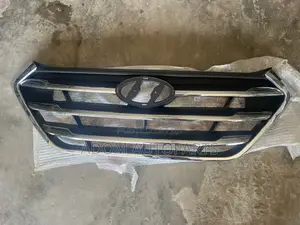 Hyundai Tucson Front Grill Shell 2015 2016 2017 2018