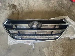 Hyundai Tucson Front Grill Shell 2015 2016 2017 2018