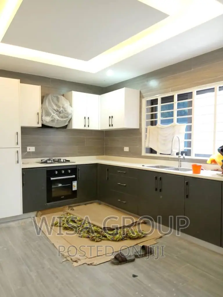 4bdrm Duplex in Wisa Groups, Accra Metropolitan for sale