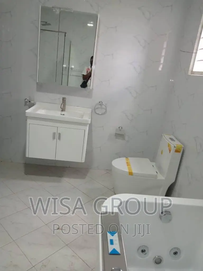 4bdrm Duplex in Wisa Groups, Accra Metropolitan for sale