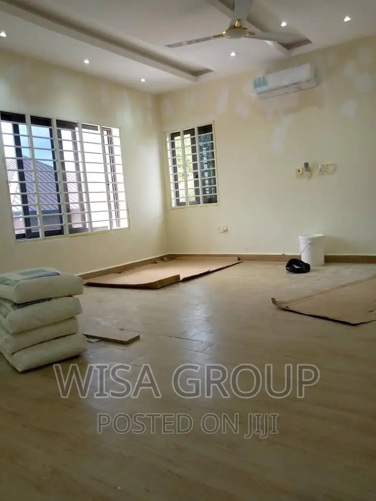 4bdrm Duplex in Wisa Groups, Accra Metropolitan for sale