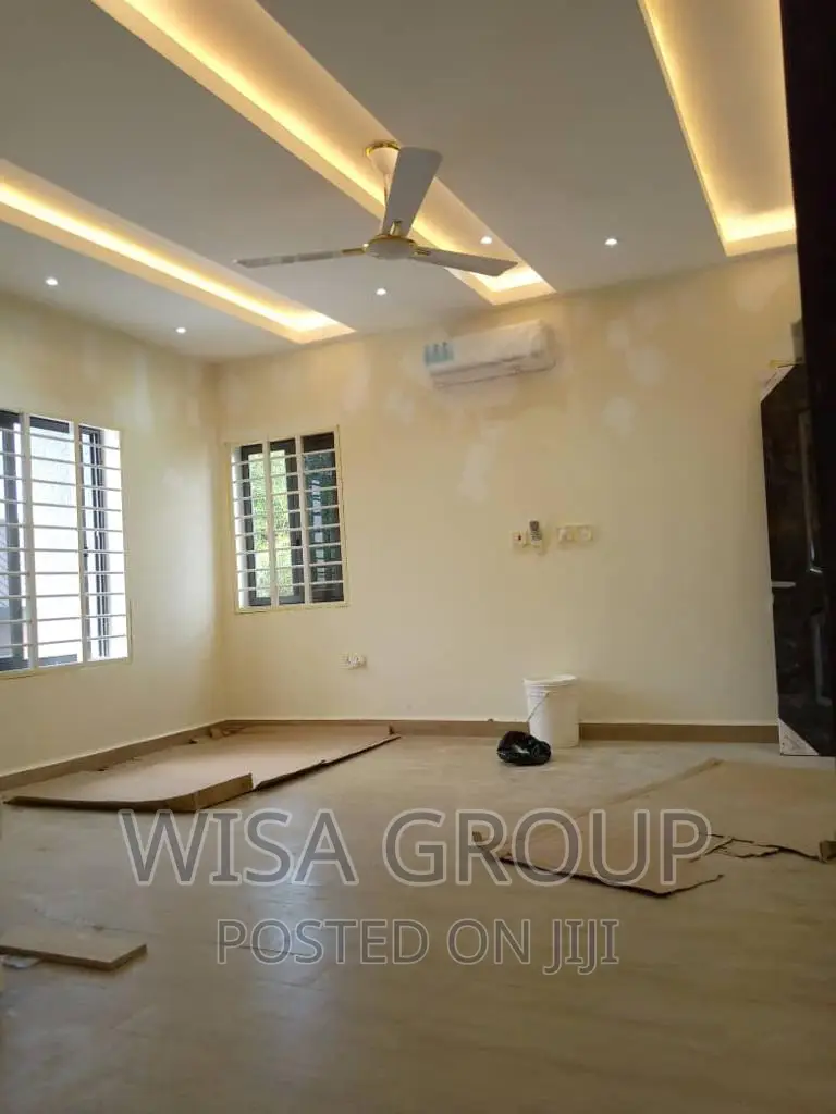 4bdrm Duplex in Wisa Groups, Accra Metropolitan for sale