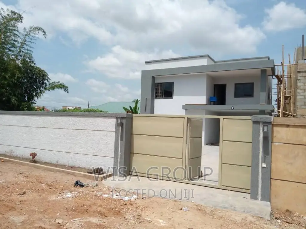 4bdrm Duplex in Wisa Groups, Accra Metropolitan for sale