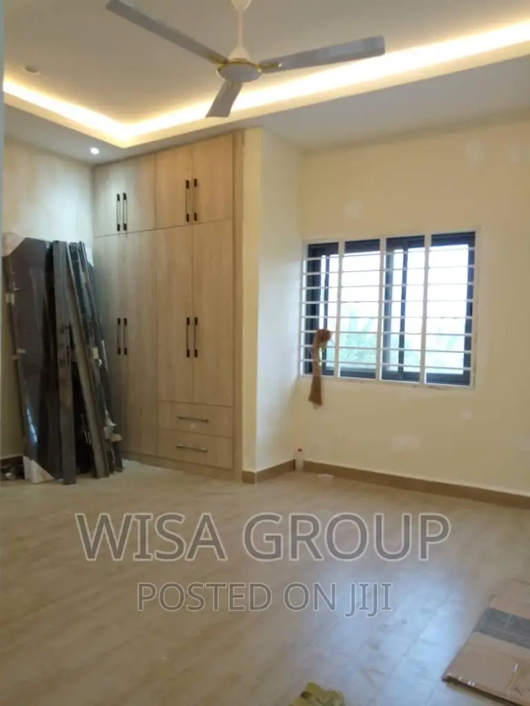 4bdrm Duplex in Wisa Groups, Accra Metropolitan for sale