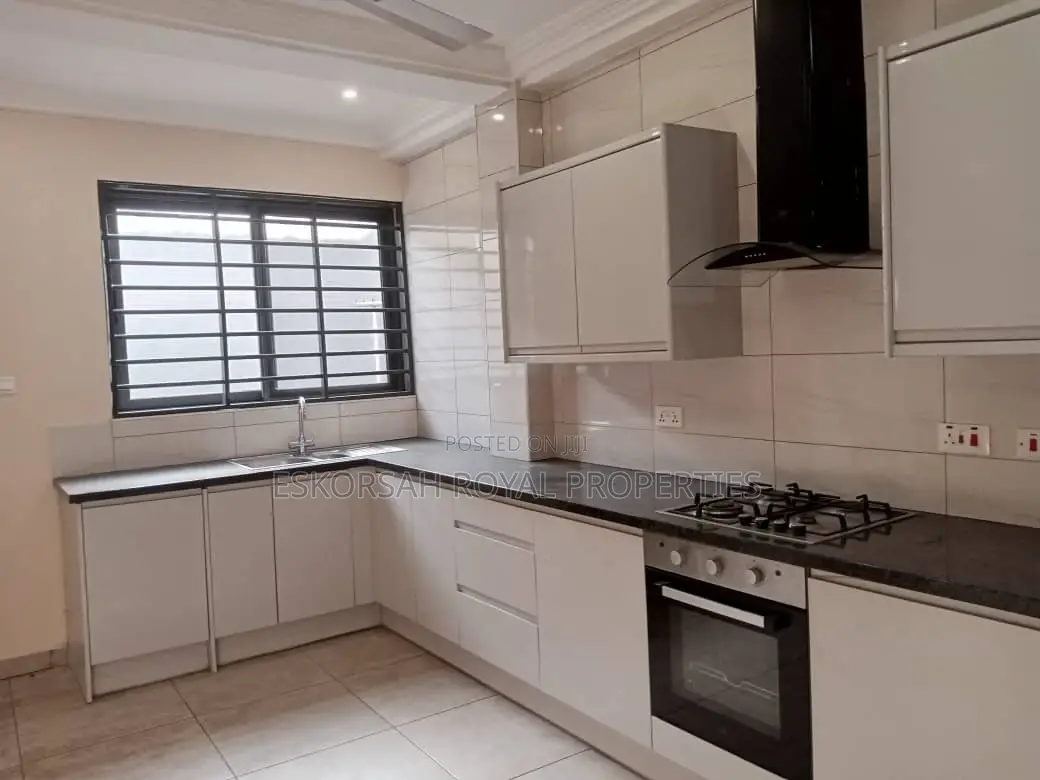 3bdrm House in East Legon, Adjiriganor for rent