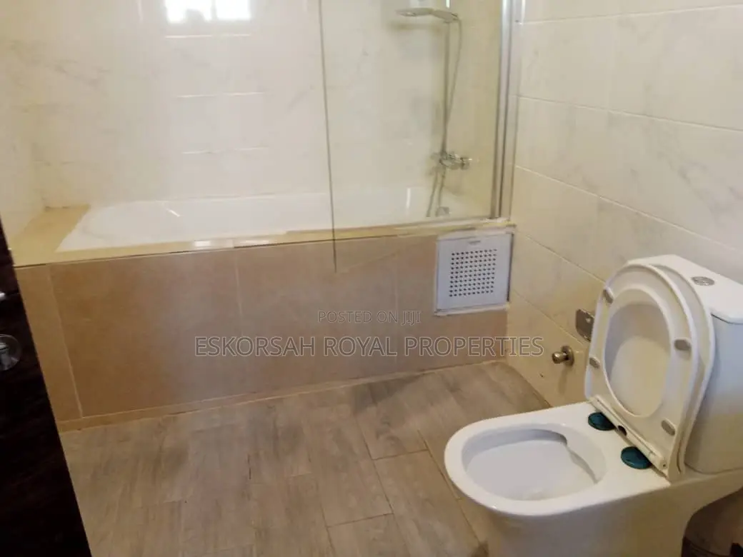 3bdrm House in East Legon, Adjiriganor for rent