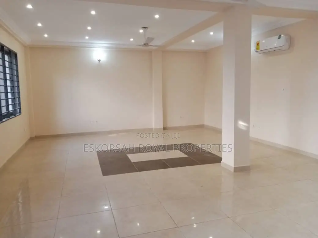 3bdrm House in East Legon, Adjiriganor for rent