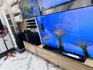 Immersive in Quality Samsung UHD Smart 85”Bu8000 Tv 