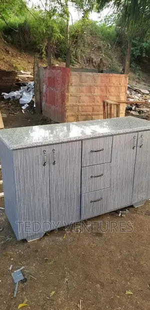 Quality Kitchen Cabinets ( Payment After Delivery)