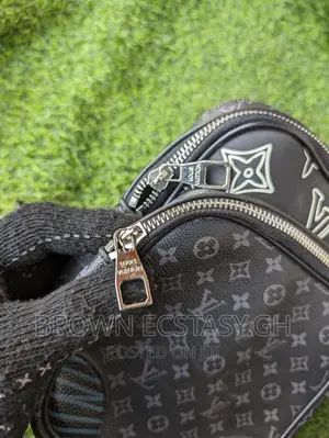 Louis Vuitton Side/Chest Bag (Us Used)