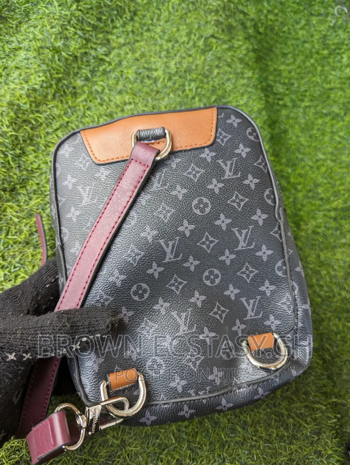 Louis Vuitton Side/Chest Bag (Us Used)