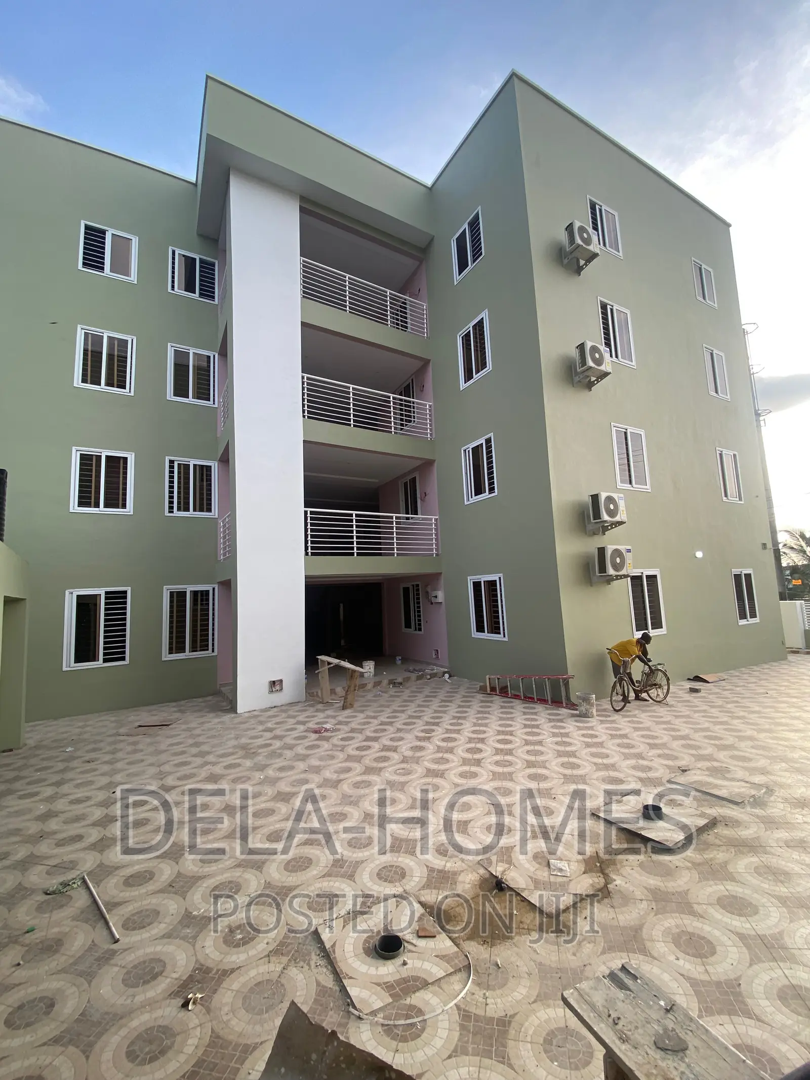 Newly Built Chamber N Hall AC for Rent at East-Legon.