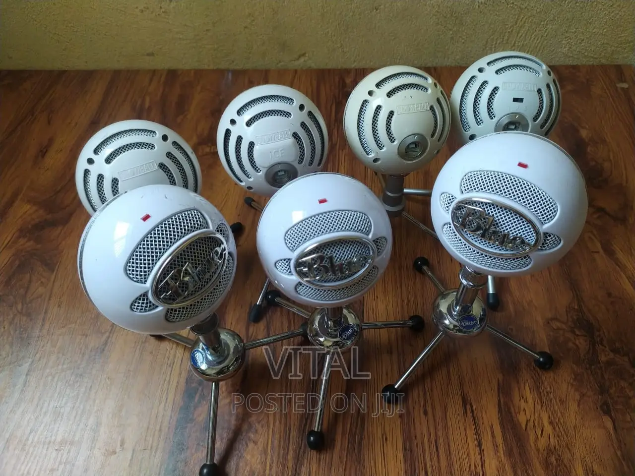USB Mic for Studio and Live Streaming /Blue Snowball