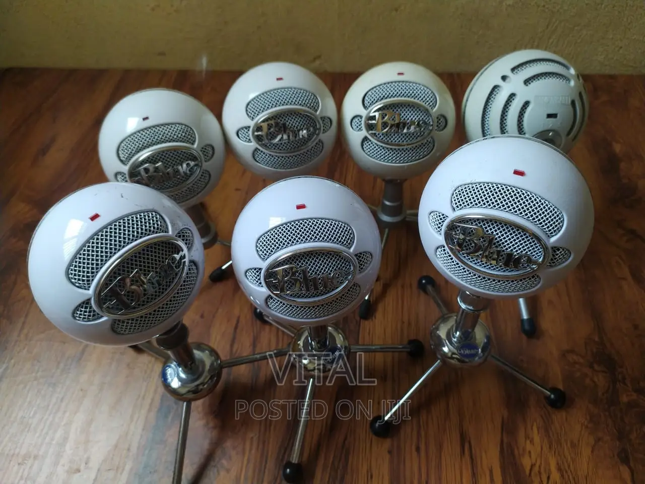 USB Mic for Studio and Live Streaming /Blue Snowball