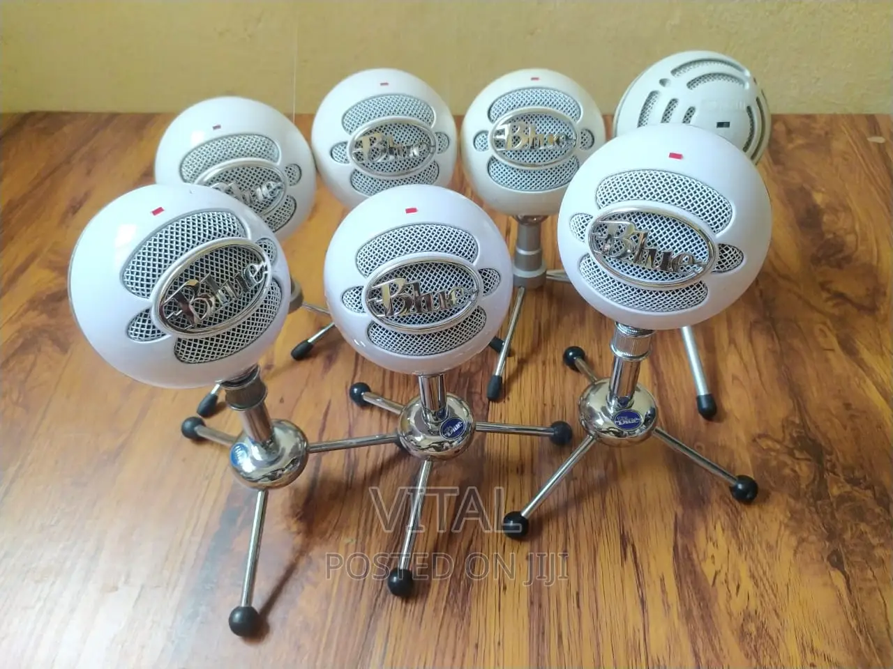 USB Mic for Studio and Live Streaming /Blue Snowball