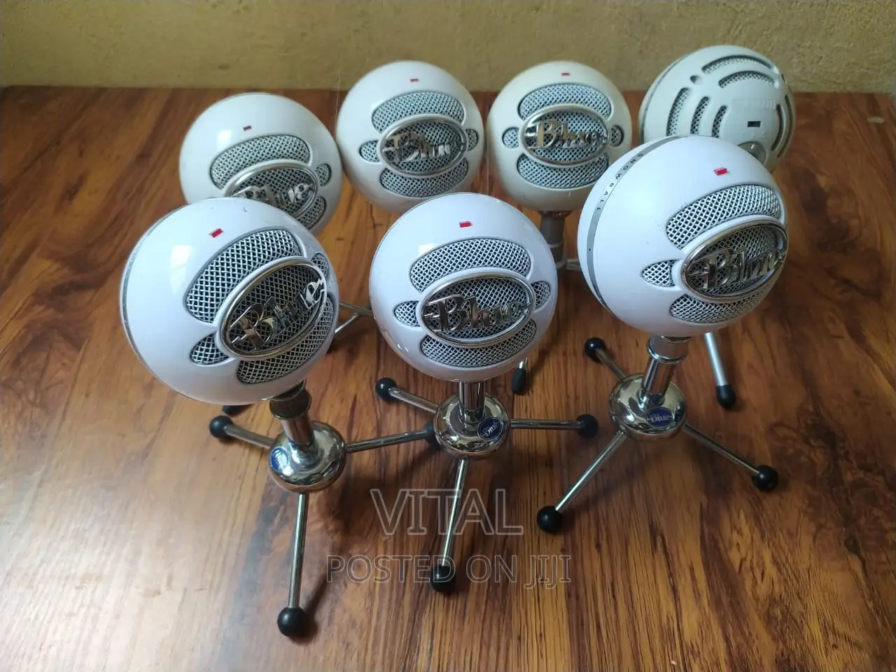 USB Mic for Studio and Live Streaming /Blue Snowball