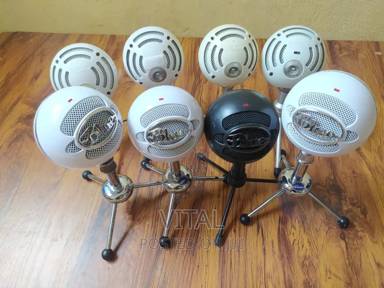 USB Mic for Studio and Live Streaming /Blue Snowball