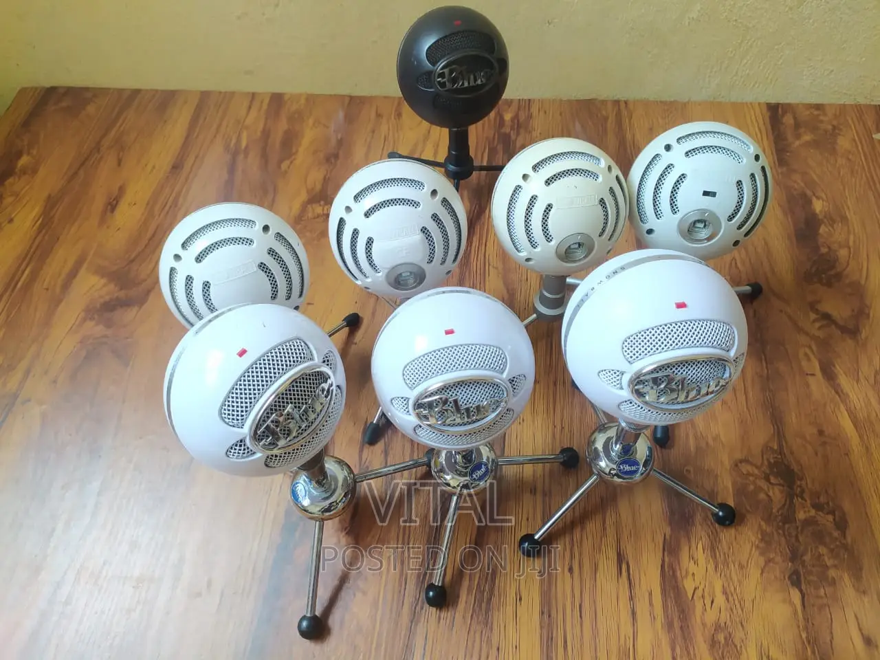 USB Mic for Studio and Live Streaming /Blue Snowball