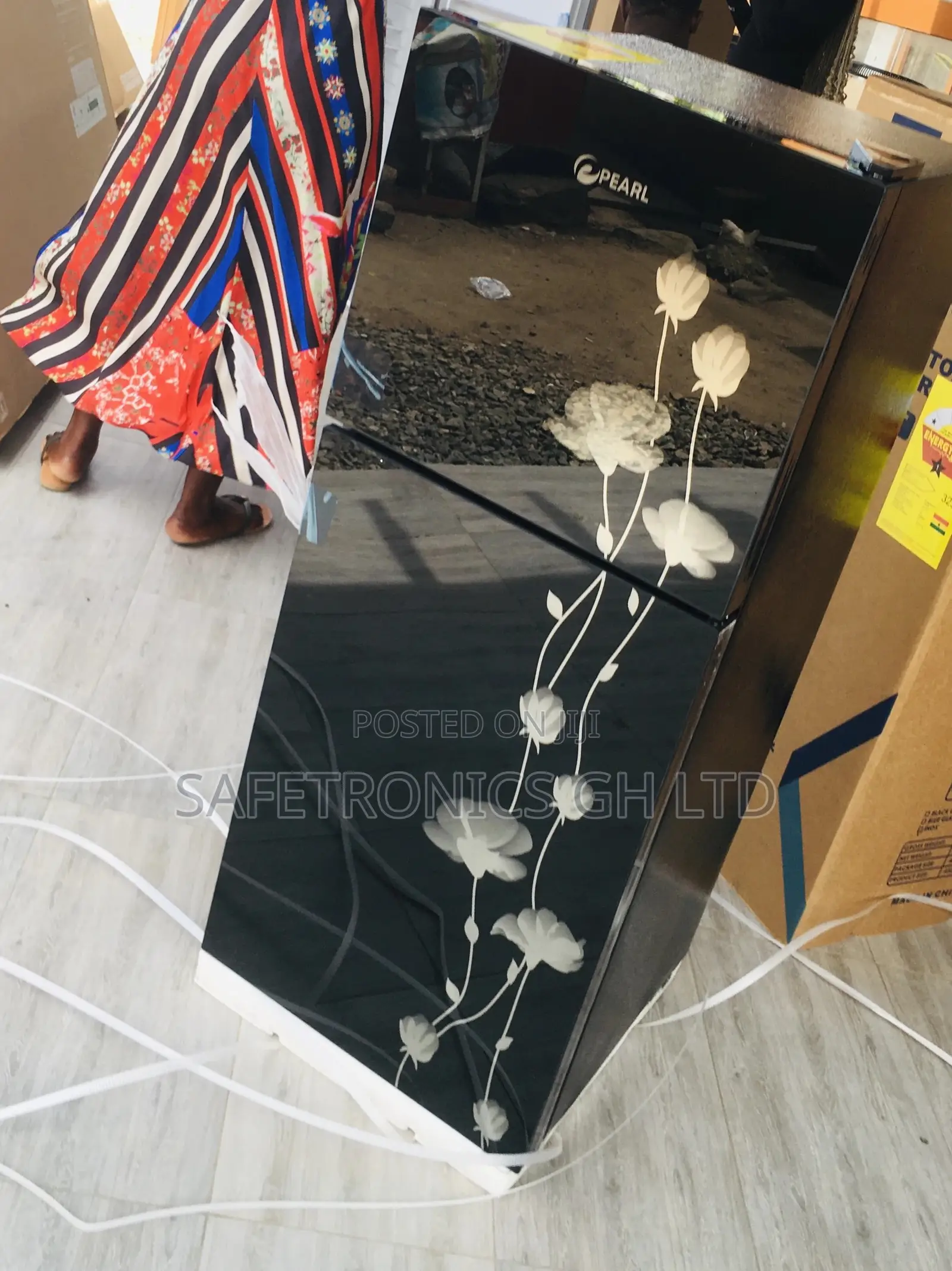Doubledoor Topfreezer PF-17T Glass Black Pearl Fridge 