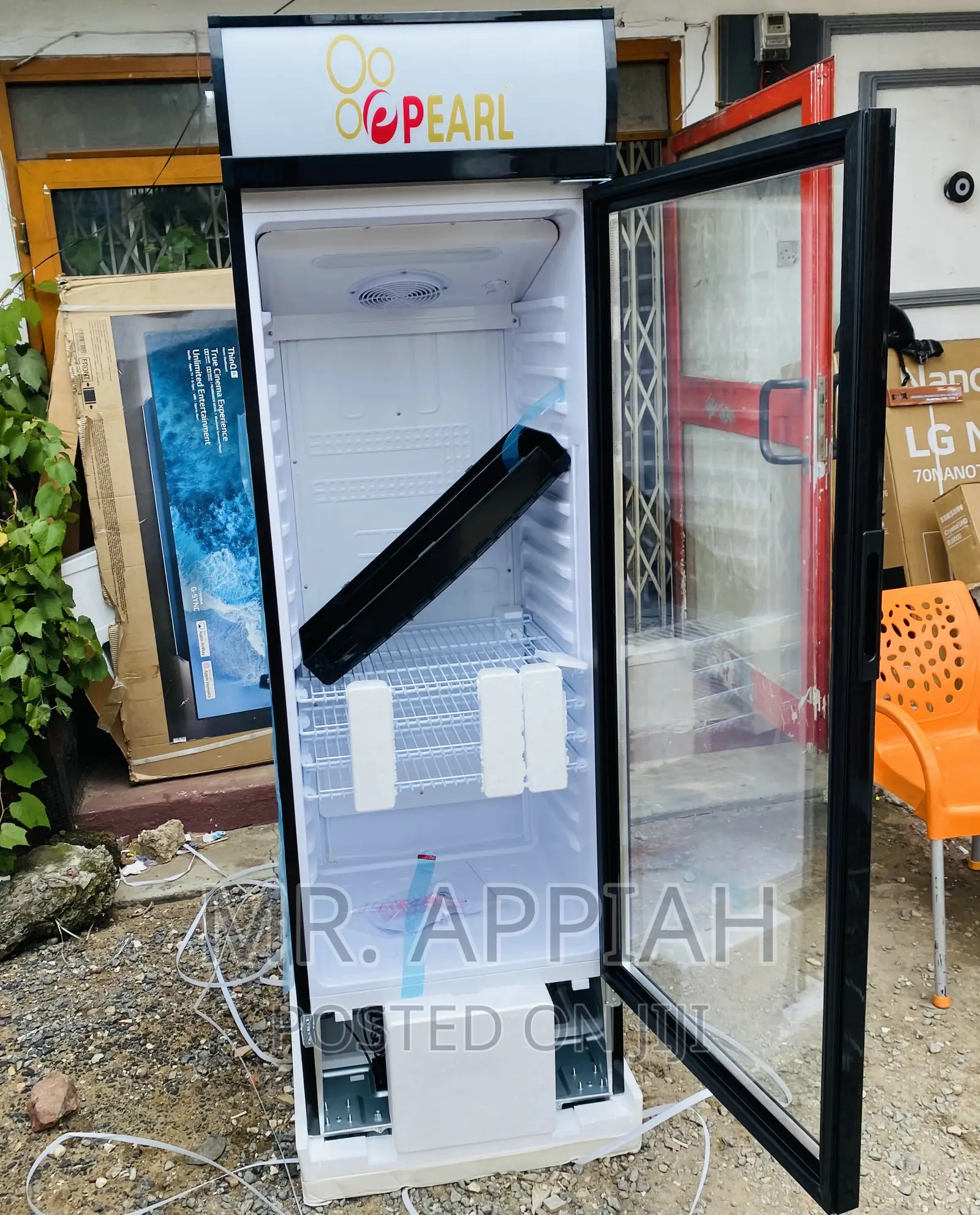 Affordable Pearl SingleDoor Display Fridge(PVC 424-2B)White