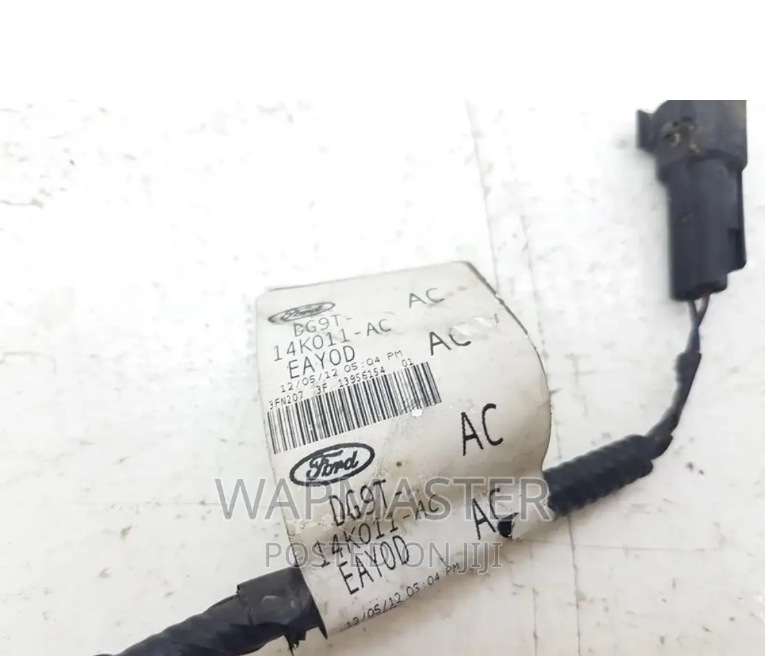 Ford Hood Ajar Bonnet Close Socket Wire Harness Connector