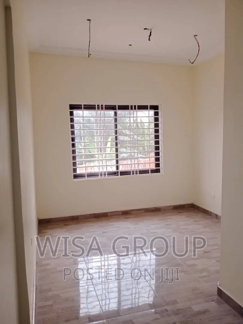 6bdrm Duplex in Wisa Groups, Accra Metropolitan for rent
