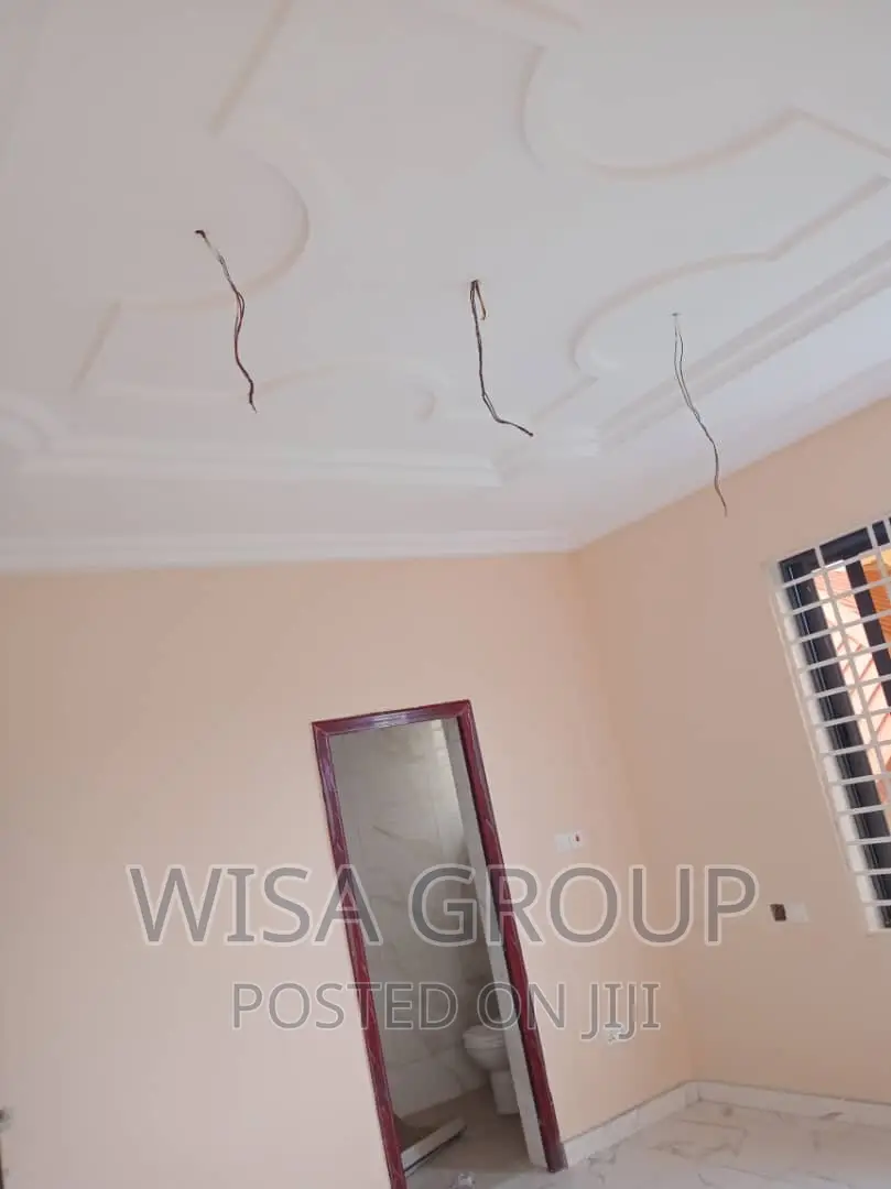 6bdrm Duplex in Wisa Groups, Accra Metropolitan for rent