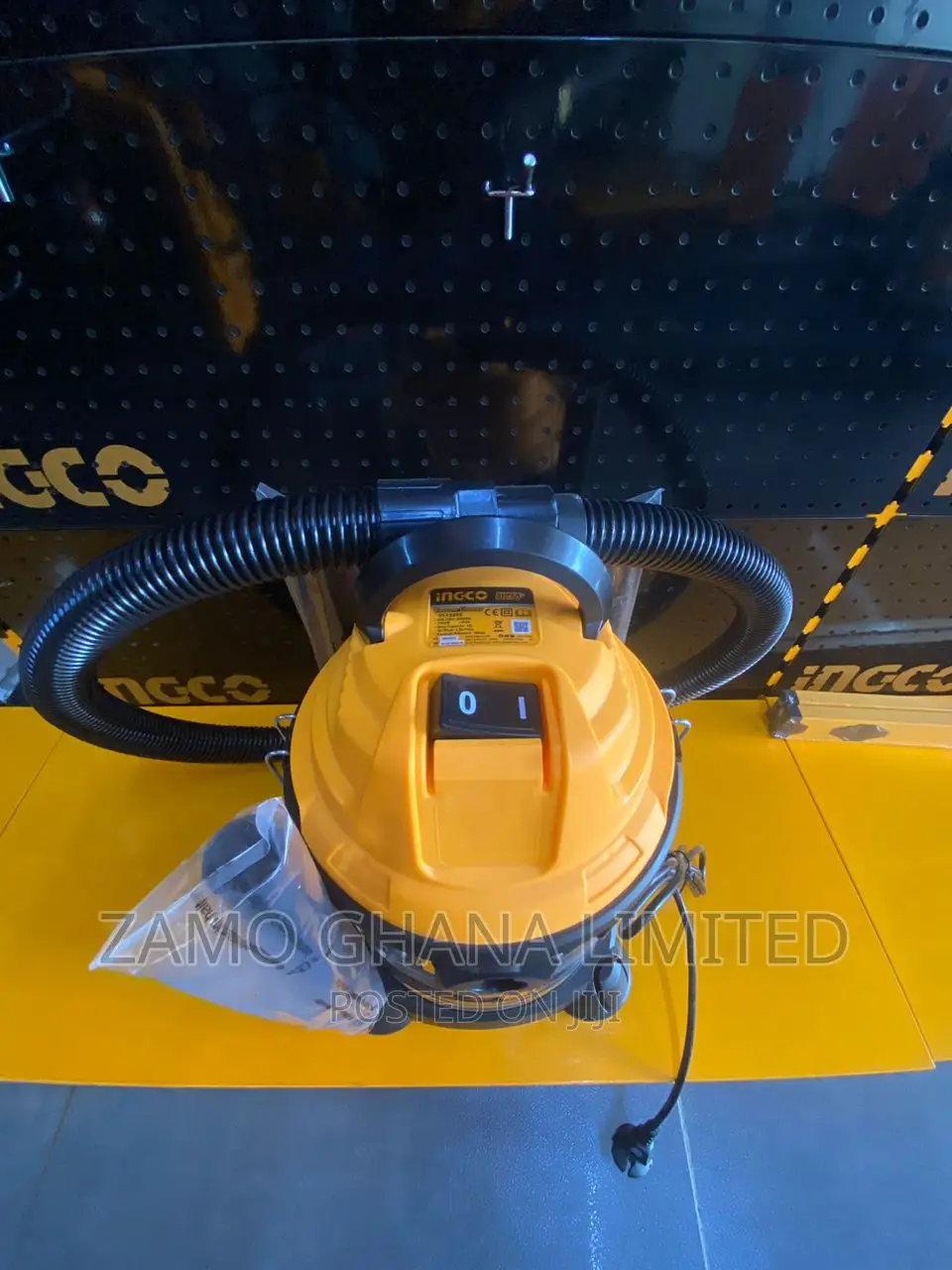 Vacuum Cleaner 12l - Vc12202