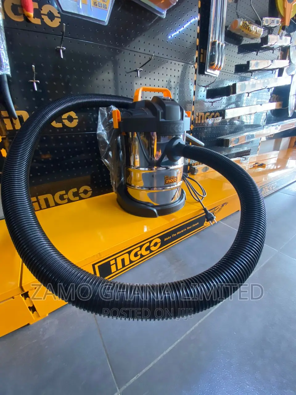 Vacuum Cleaner 800w - Vc14122